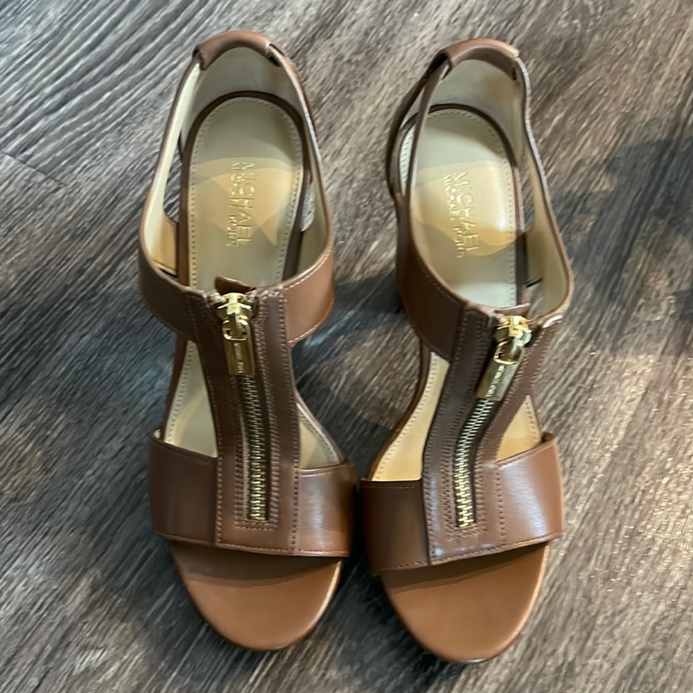 Micheal Kors Heels